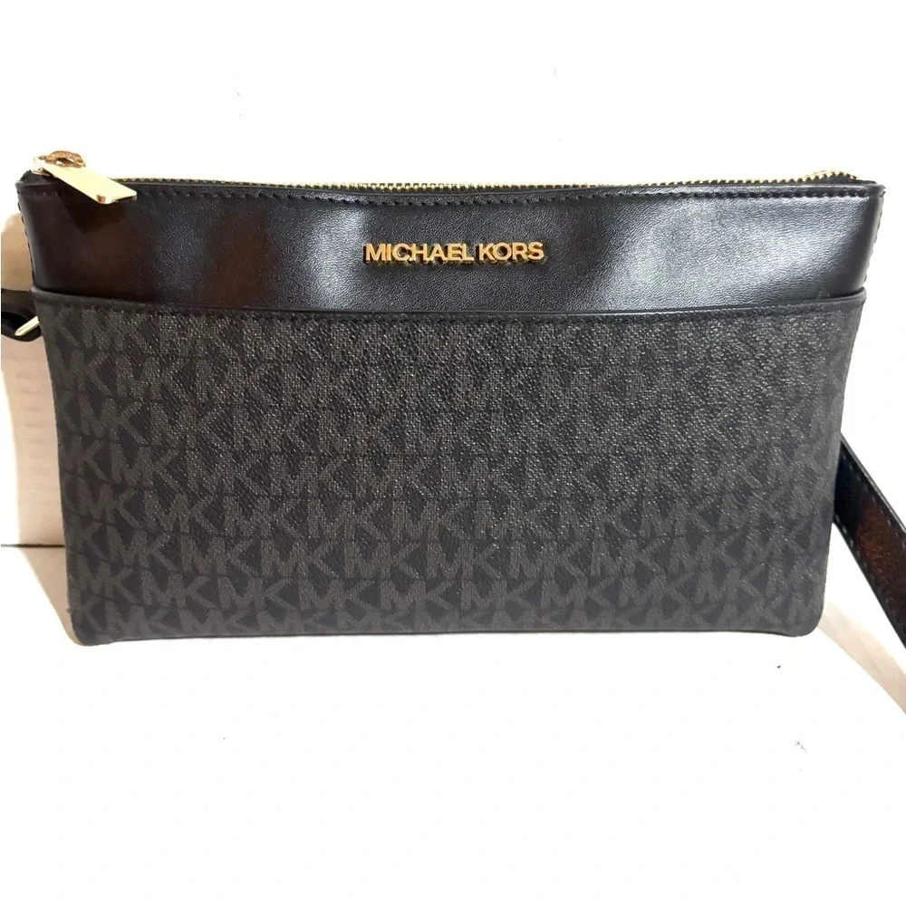 Michael Kors Elegant Black Crossbody Bag